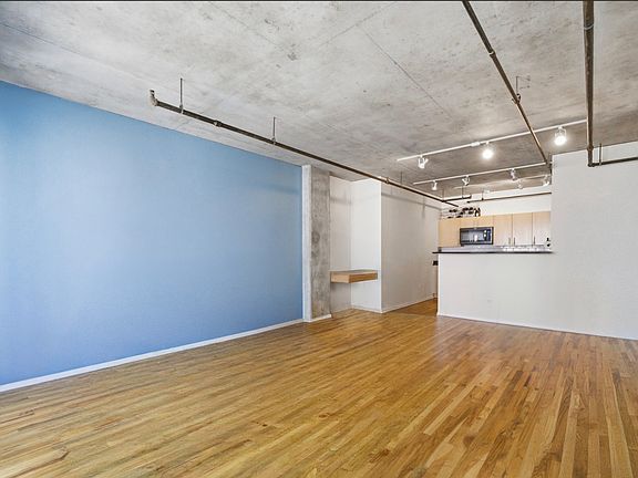 4th image of 700 W Van Buren St APT 602