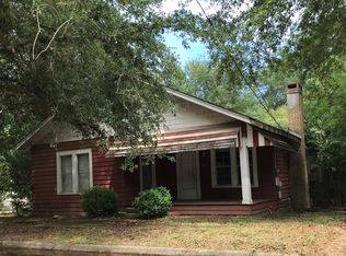 420 N 15th St, Arkadelphia, AR 71923