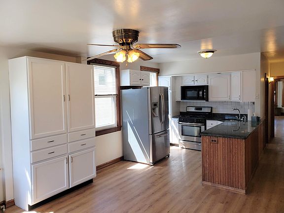 4th image of 3745 N Keeler Ave #1