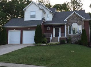 2003 Prestwick Dr., LaGrange, KY 40031
