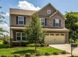 3121 Castleton Dr, Murfreesboro, TN 37128
