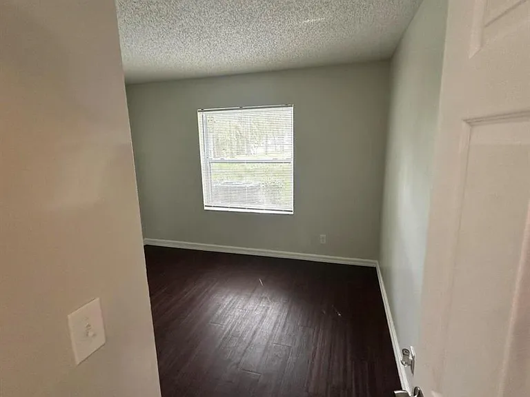 5070 Sanctuary Way #B — Photo 6
