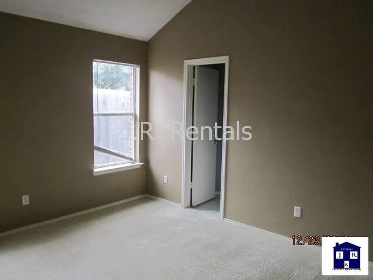 3615 Coral Bay Ln — Photo 24