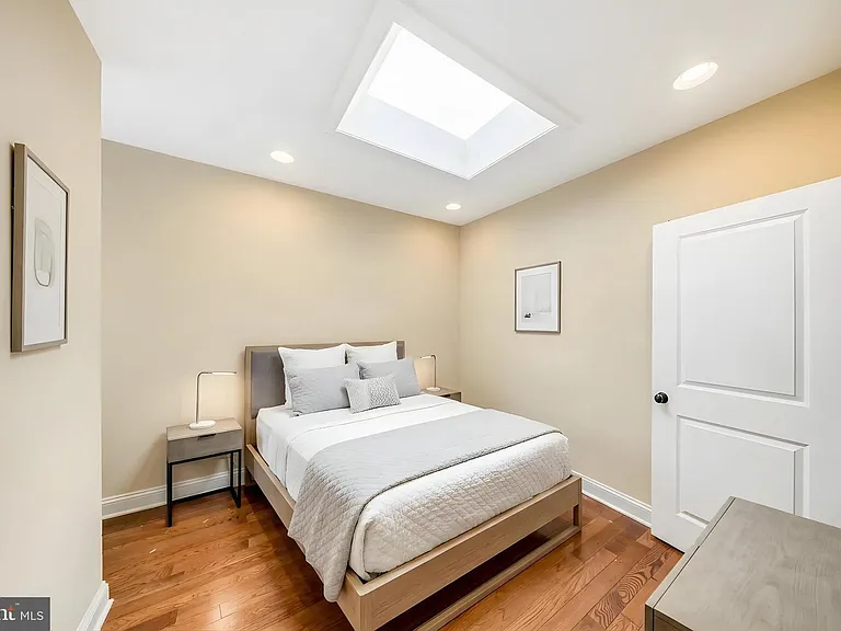 1505 Spring Pl NW — Photo 23