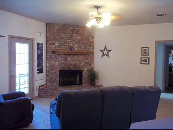 2nd image of 1907 Mulberry Ct
