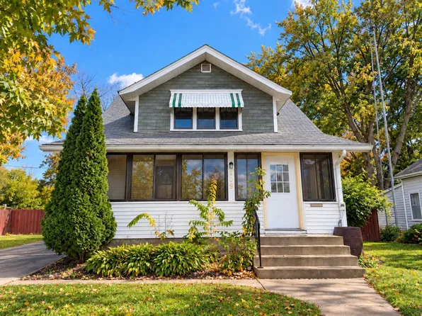 219 S 4th St, Le Sueur, MN 56058