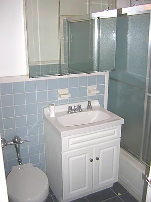 Rented by AWC Real Estate | media 10