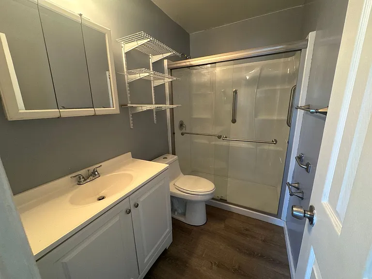 8600 Stella Ave — Photo 15