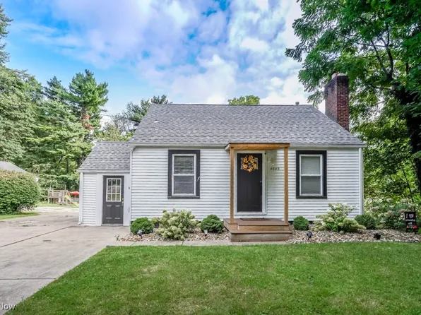 4649 15th St NW, Canton, OH 44708
