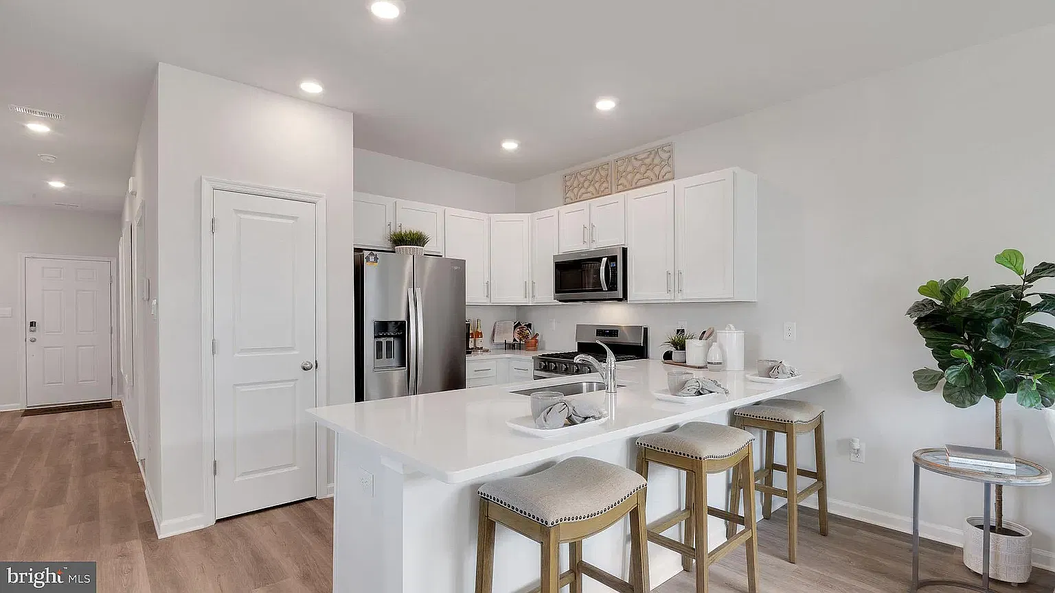 103 Corolla Dr — Photo 4