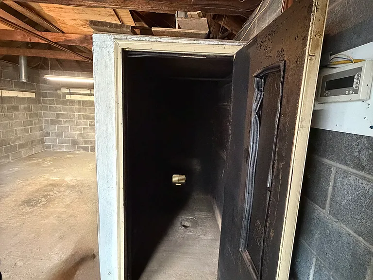 2 Miner St — Photo 9