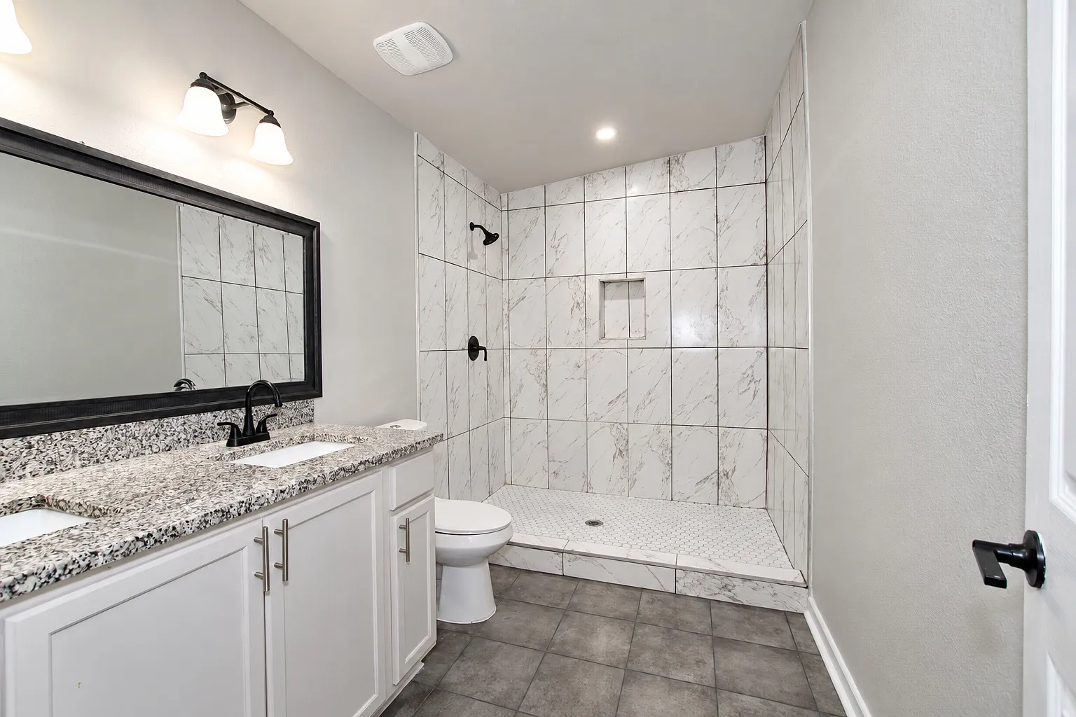 3 bed, 1495 sqft, $1,650 — Photo 3