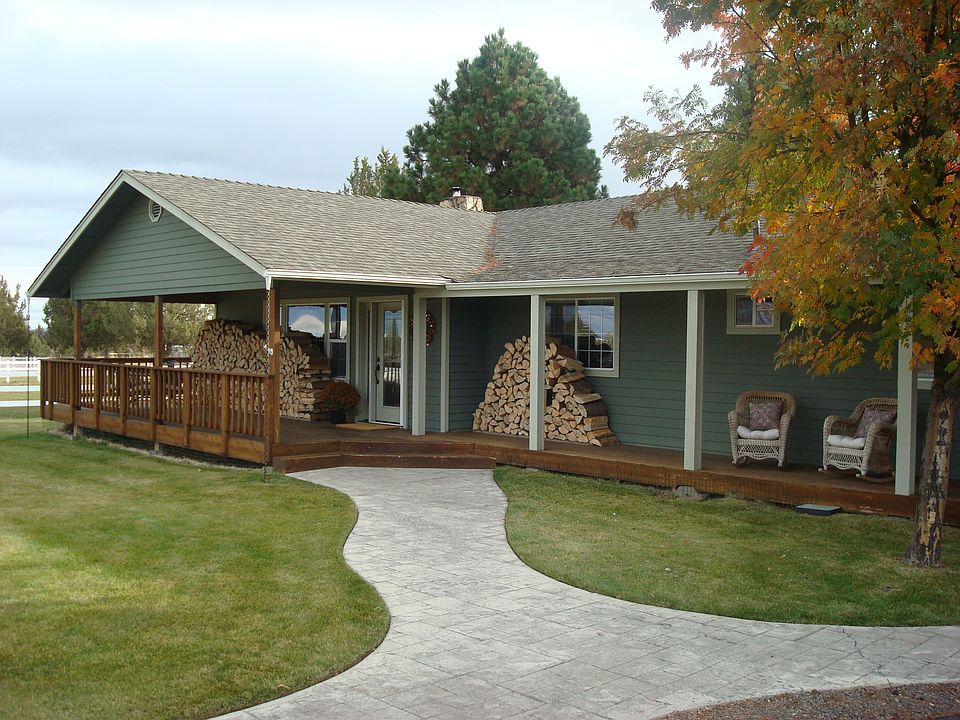 Front of house