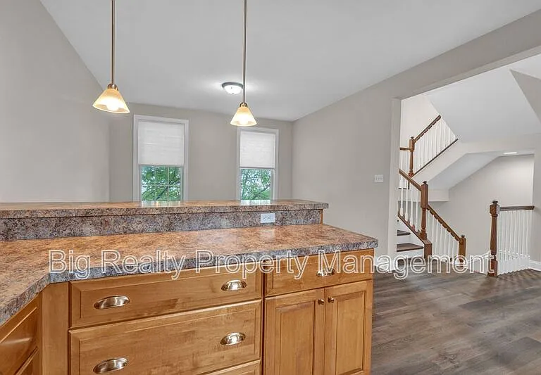 364 Prospect St — Photo 19