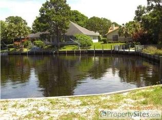 1420 Trout Dr, Panama City, FL 32408
