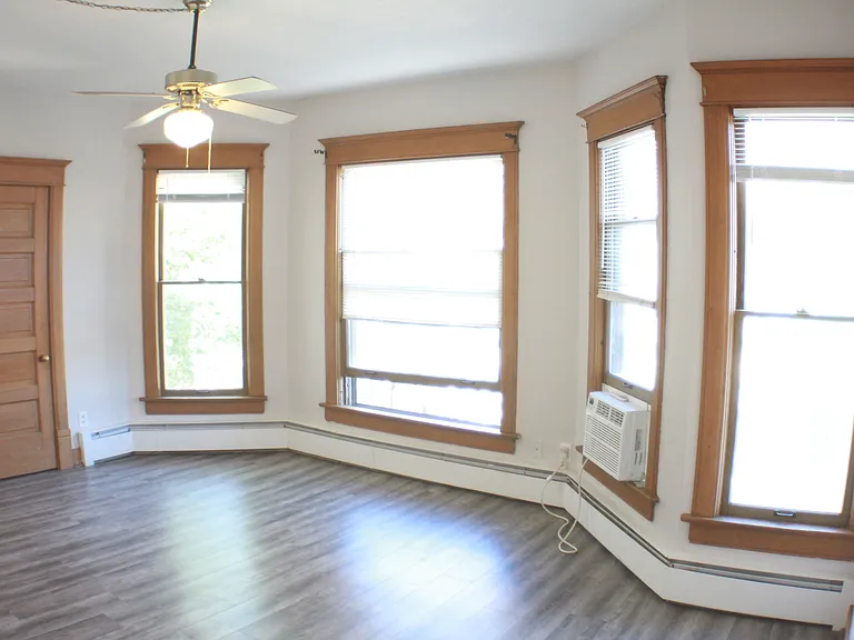 405 W Hill St #3 — Photo 1