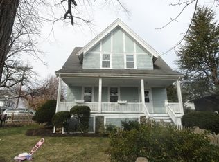 221 Castle Rd, Nahant, MA 01908