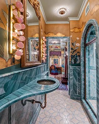 Bathroom, photo 1