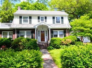 29 Pleasant St, Newton, MA 02465