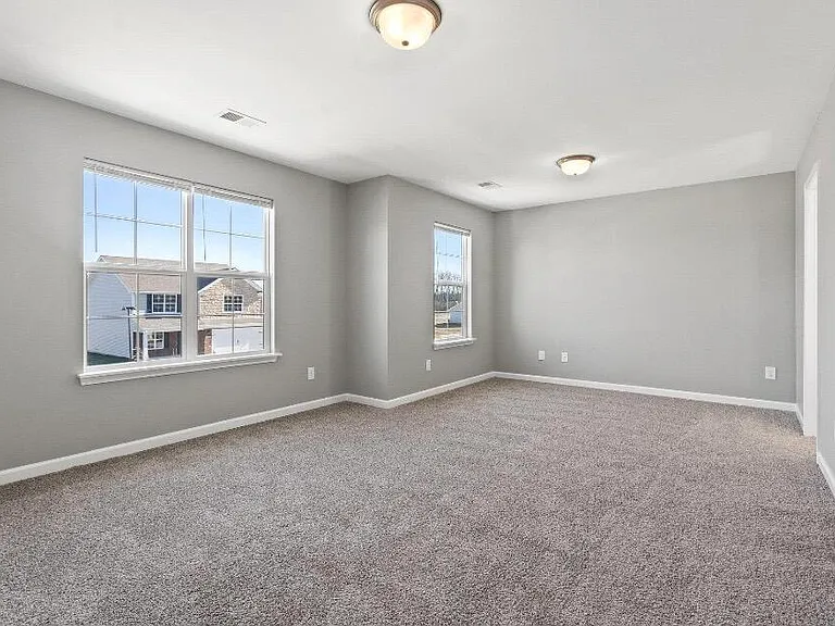 305 Krauss Dr — Photo 7