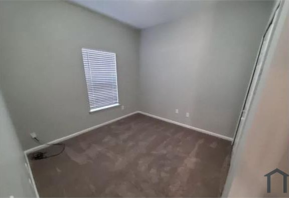 3rd image of 3671 Kirkpatrick Cir Unit 7