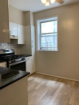 Rented by Compass | media 10