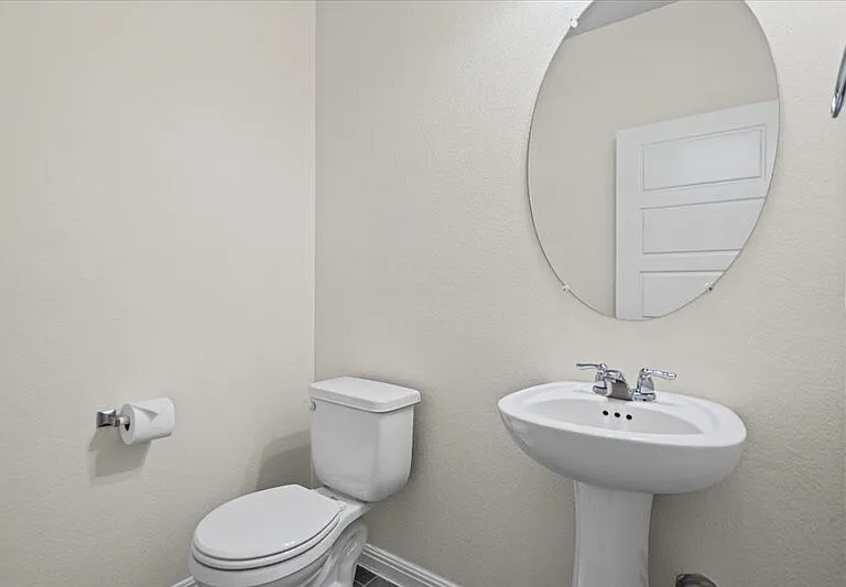 1502 Airedale Rd — Photo 14