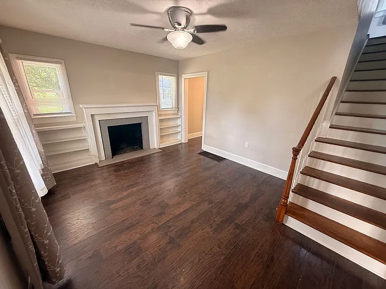 211 Hagan St — Photo 8