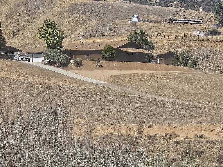 Cuddy Canyon Rd — Photo 15