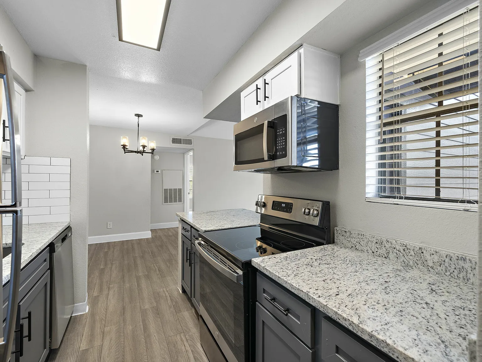 6Ten at Med Center Apartments — Photo 3
