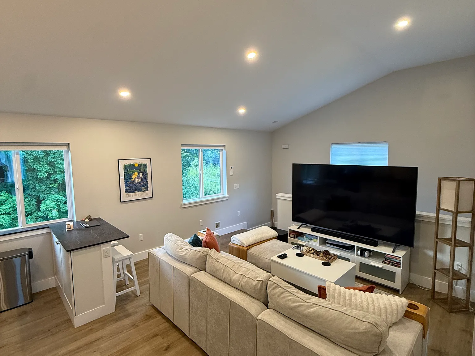 1 bed, 500 sqft, $2,250 — Photo 3