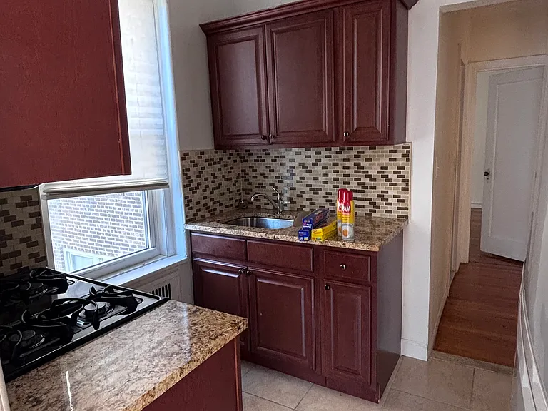 11420 Queens Blvd #5 — Photo 2