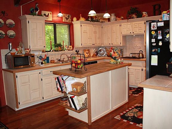 Kitchen sink with window