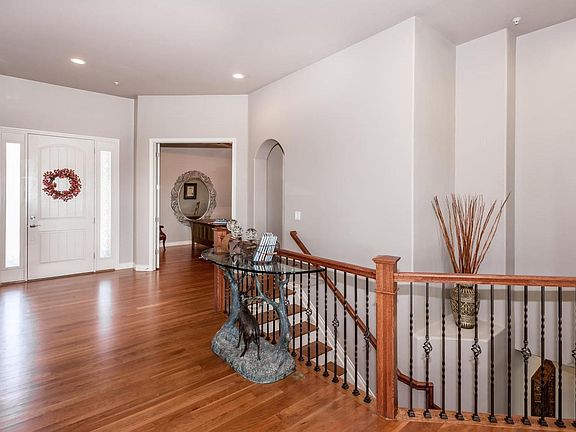 2nd image of 4304 Chateau Ridge Rd