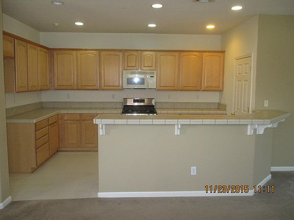 4th image of 4981 Broadwater Dr