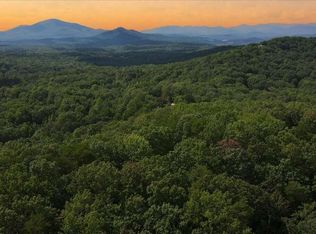 1905A Sweetwater Dr, Clarkesville, GA 30523