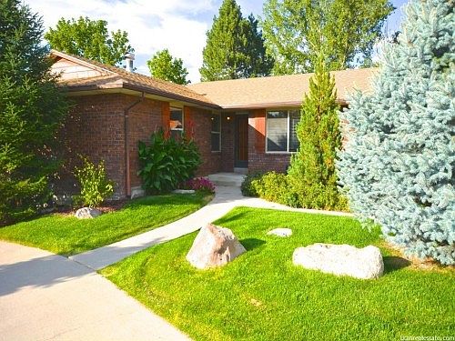 1st image of 8371 S Willow Creek Dr