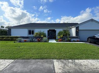 15730 SW 152nd Ave, Miami, FL 33187