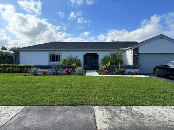 15730 SW 152nd Ave, Miami, FL 33187