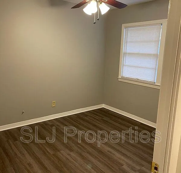10818 Grafton Hall Rd — Photo 6