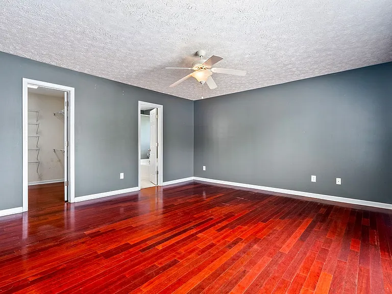 4264 Live Oak Dr — Photo 5