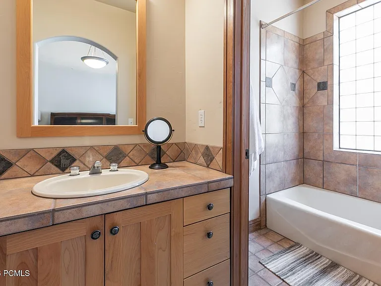 2780 Gallivan Loop #32 — Photo 19