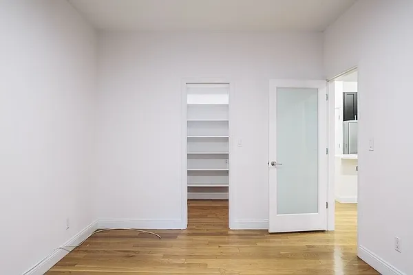 Rented by REAL New York | media 29