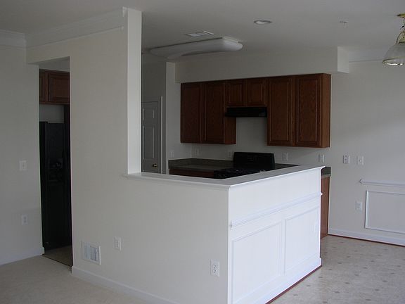 3rd image of 13531 Davinci Ln #71