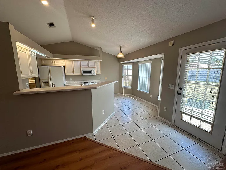 1436 Cacao Ln — Photo 6