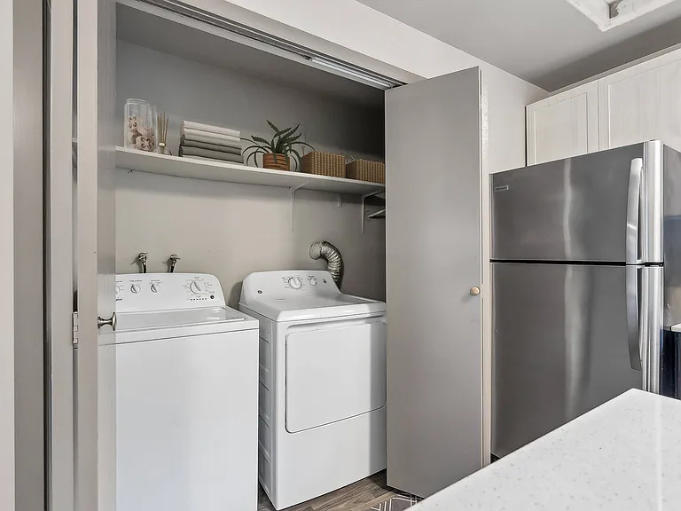 Vibe Apartments — Photo 8