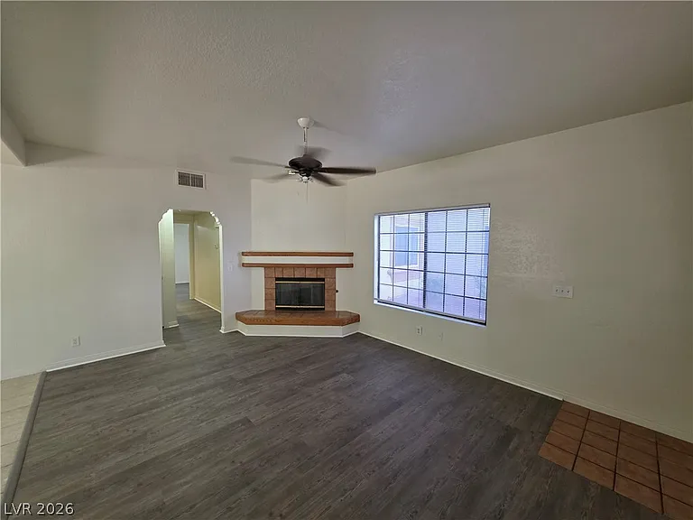 1407 Santa Margarita St #A — Photo 14