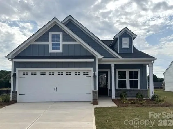 205 Rodeo Dr, Shelby, NC 28150