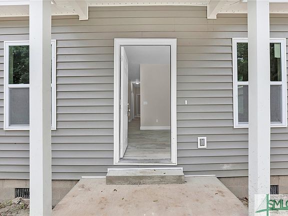 4th image of 4021 6th Street