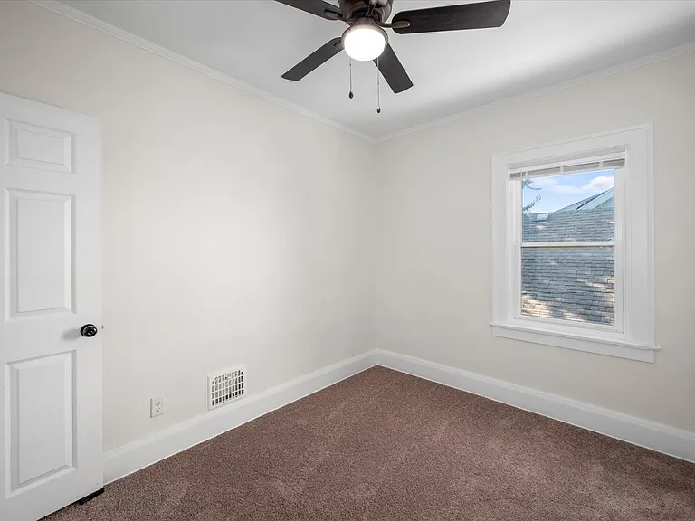 316 Morrison Dr #UPPER — Photo 14